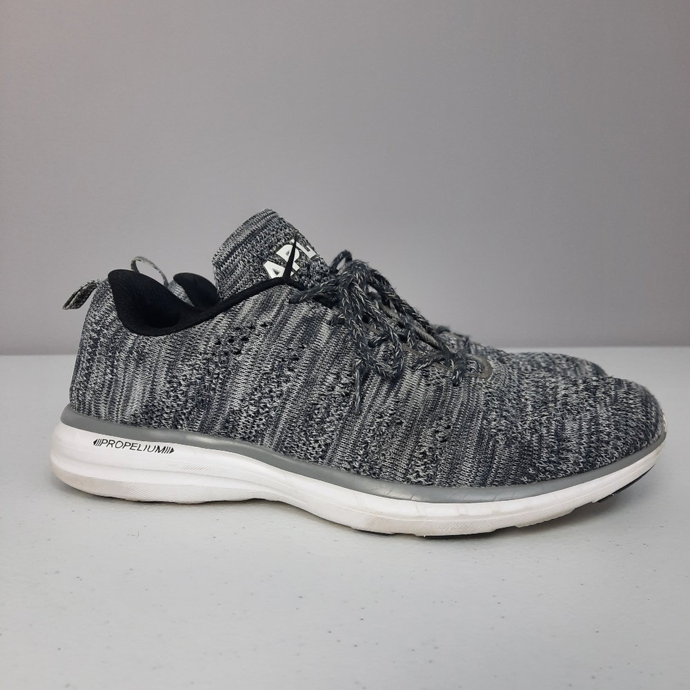 APL Techloom Pro Women's Heather Gray Running Shoes size 9.5